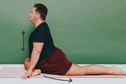 this-30-second-stretch-makes-tight-hips-a-lot-less-cranky